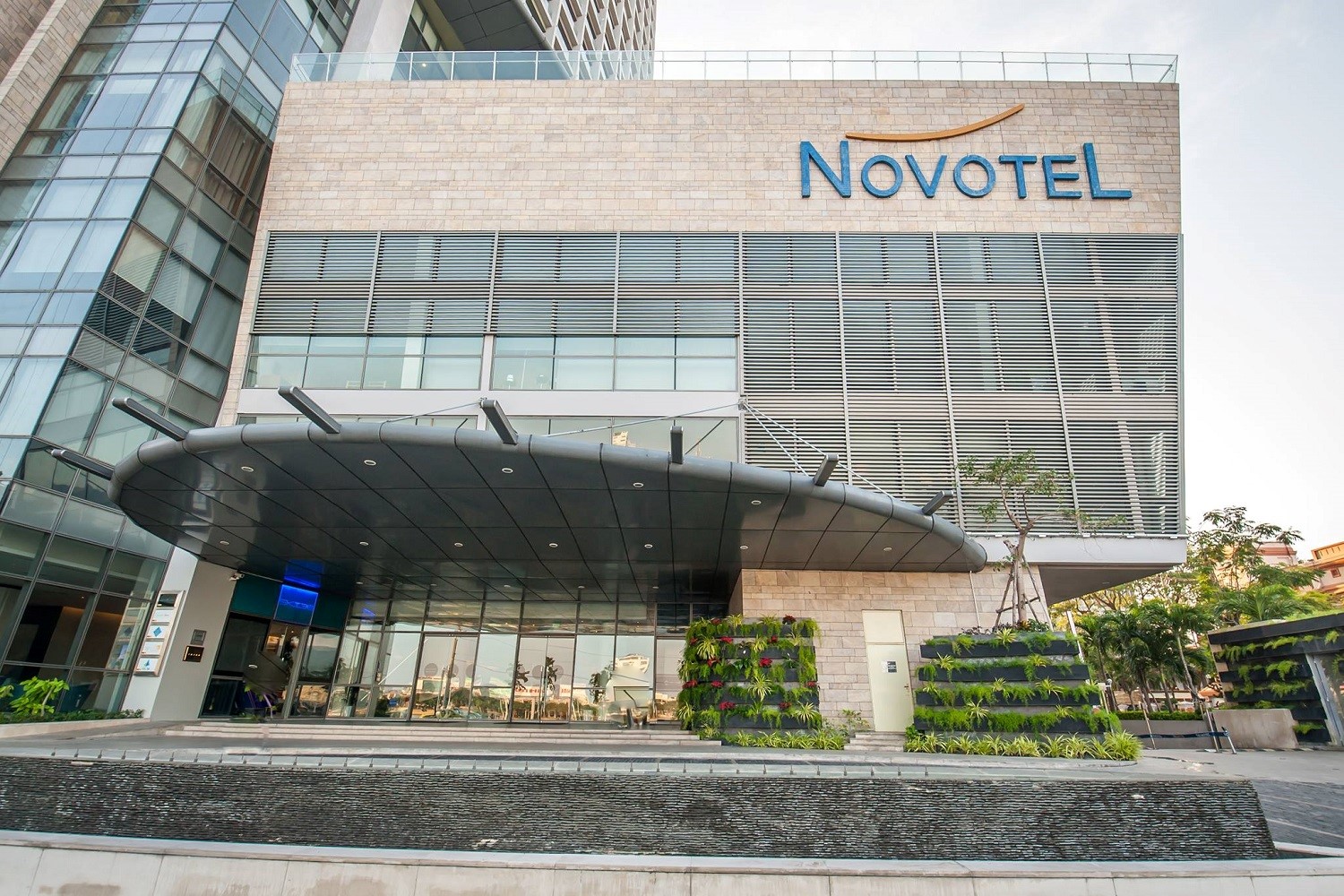 Novotel Danang Premier Han River Hotel